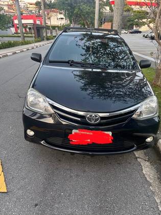 TOYOTA ETIOS 1.5 XLS SEDAN 16V FLEX 4P MANUAL TOYOTA ETIOS 1.5 XLS SEDAN 16V FLEX 4P MANUAL
